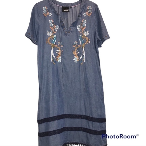 Nanette Lepore Embroidered Chambray Dress Medium - Picture 1 of 8